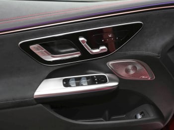 Mercedes-Benz EQE 53 AMG 4M+ Night Distronic Panorama 360°