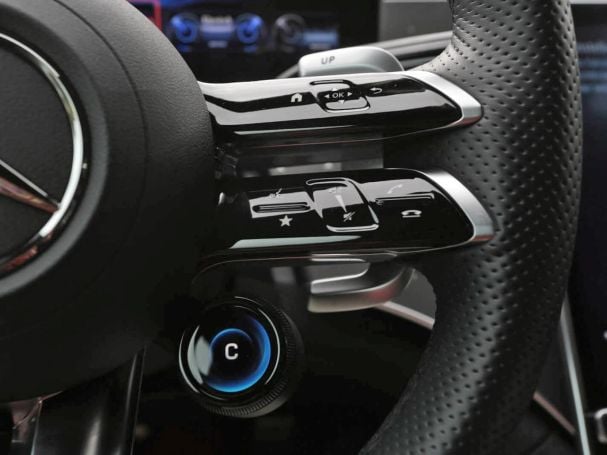Mercedes-Benz EQE 53 AMG 4M+ Night Distronic Panorama 360° Mercedes-Benz EQE 53 AMG 4M+ Night Distronic Panorama 360°
