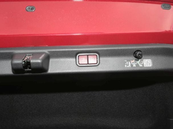Mercedes-Benz EQE 53 AMG 4M+ Night Distronic SHZ-Fond Memory Mercedes-Benz EQE 53 AMG 4M+ Night Distronic SHZ-Fond Memory