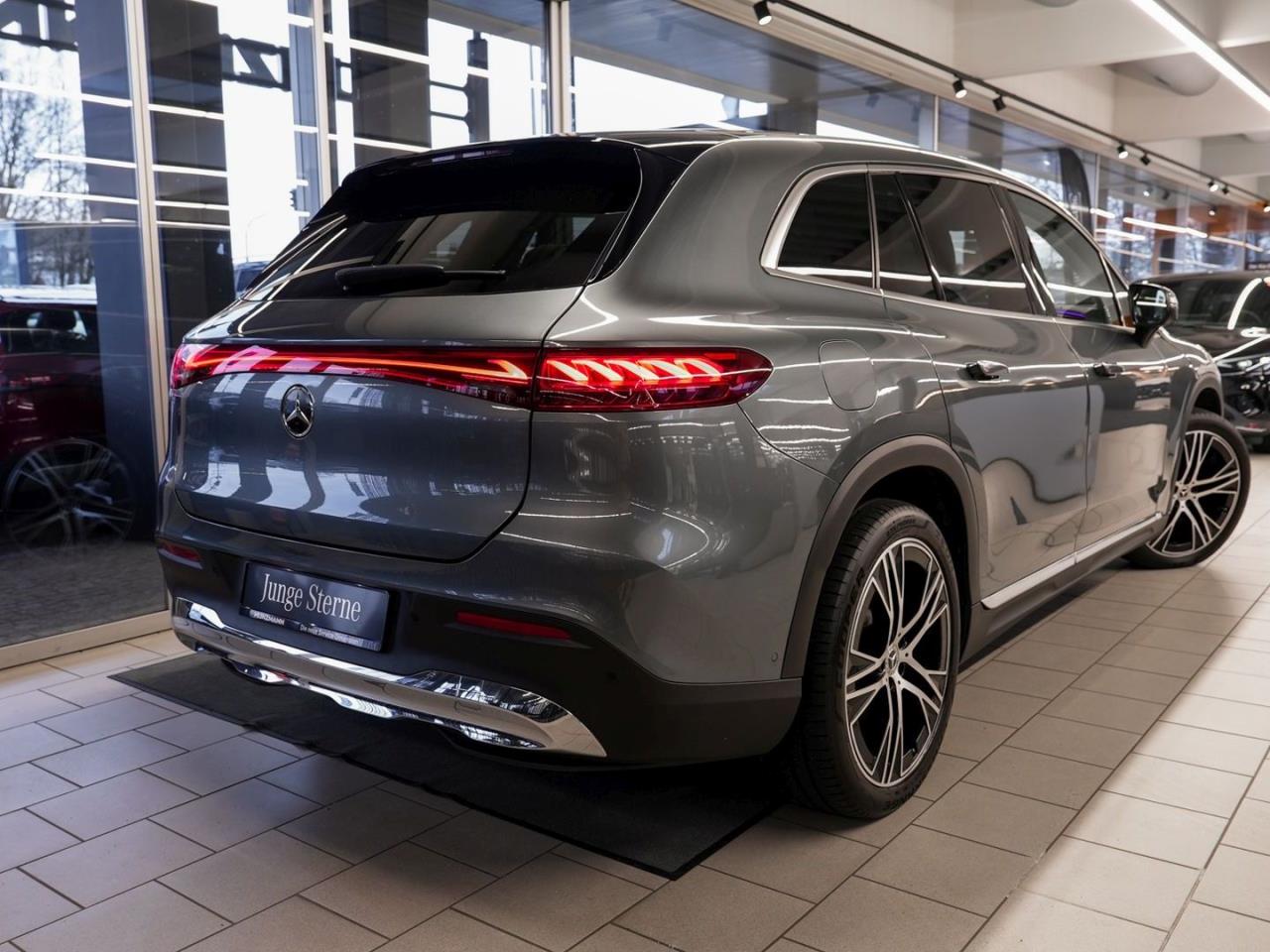 Mercedes-Benz EQS 450+ SUV Electric Art Panorama SHZ-Fond AHK