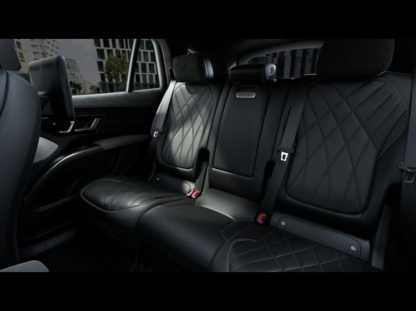 Mercedes-Benz EQS 580 4M SUV AMG Night Panorama Distronic+ AHK Mercedes-Benz EQS 580 4M SUV AMG Night Panorama Distronic+ AHK
