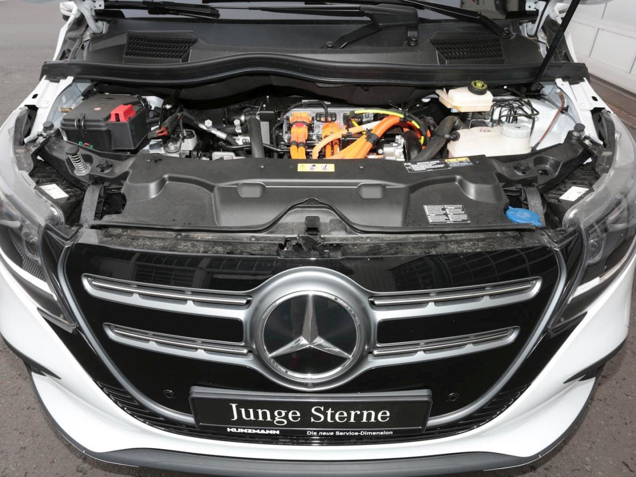 Mercedes-Benz EQV 300 AVANTGARDE Lang MBUX Navi Distronic 360°