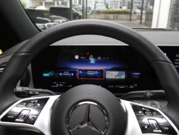 Mercedes-Benz EQV 300 AVANTGARDE Lang Navi Distronic Airmatic