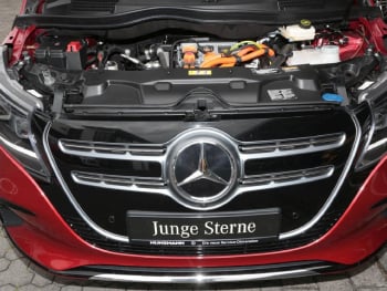 Mercedes-Benz EQV 300 AVANTGARDE Lang Navi Distronic Airmatic