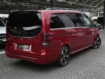 Mercedes-Benz EQV 300 AVANTGARDE Lang Navi Distronic Airmatic