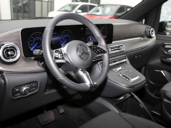 Mercedes-Benz EQV 300 AVANTGARDE Lang Navi Distronic Airmatic