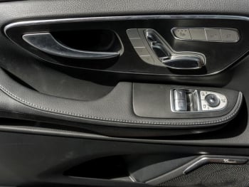 Mercedes-Benz EQV 300 AVANTGARDE Lang Navi Distronic Airmatic