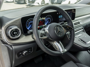 Mercedes-Benz EQV 300 AVANTGARDE Lang Navi Distronic Airmatic
