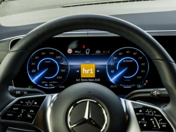 Mercedes-Benz EQV 300 AVANTGARDE Lang MBUX Burmester Distronic