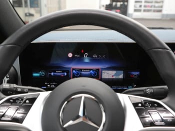 Mercedes-Benz EQV 300 AVANTGARDE Lang Airmatic Distronic 360°