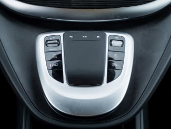 Mercedes-Benz EQV 300 AVANTGARDE Lang Navi+ Distronic 360°