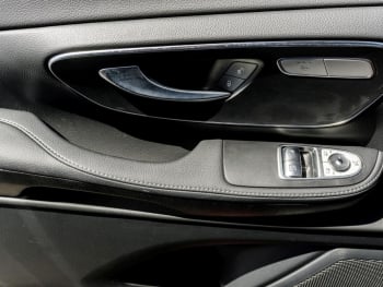 Mercedes-Benz EQV 300 AVANTGARDE Lang Navi+ Distronic 360°