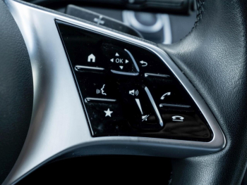 Mercedes-Benz EQV 300 AVANTGARDE Lang MBUXNavi Distronic 360°