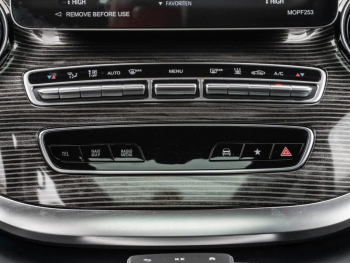 Mercedes-Benz EQV 300 AVANTGARDE Lang Edition Panorama 360°