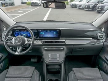 Mercedes-Benz EQV 300 Lang MBUXNavi Distronic Kamera Easy-Pack