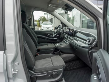 Mercedes-Benz EQV 300 Lang MBUXNavi Distronic Kamera Easy-Pack
