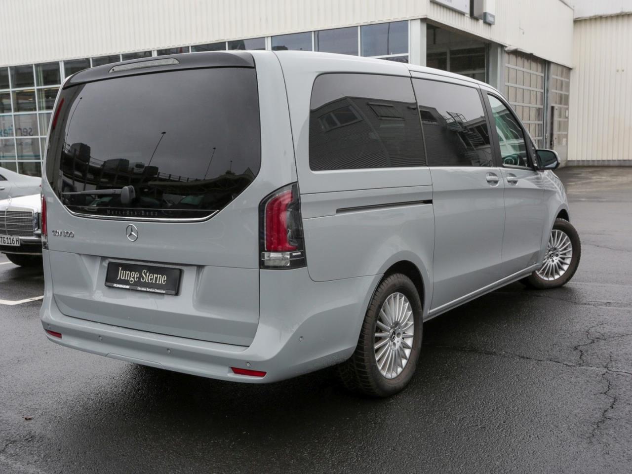 Mercedes-Benz EQV 300 Lang MBUX Distronic Totwinkel NP 87.723€