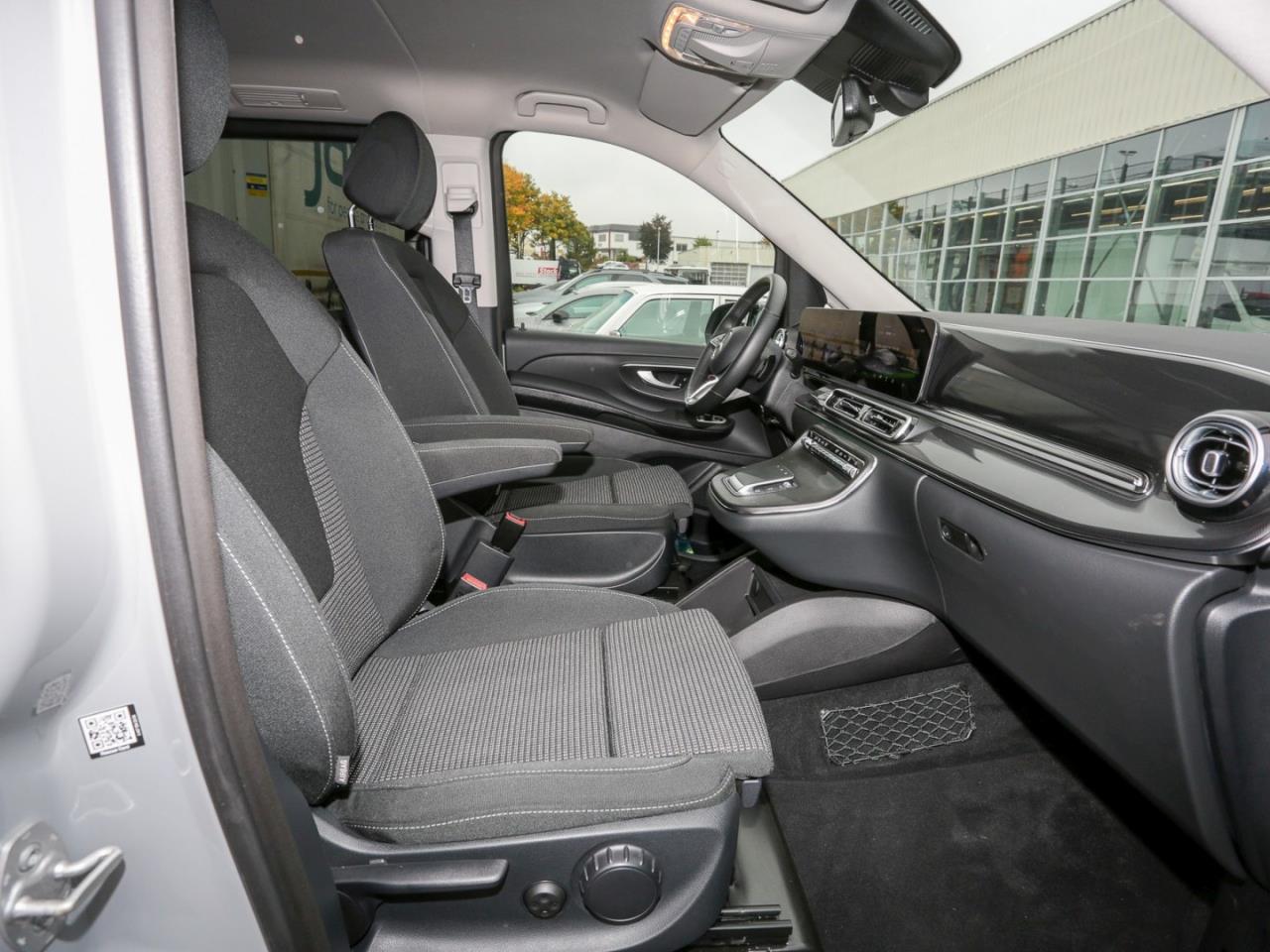 Mercedes-Benz EQV 300 Lang MBUX Distronic Totwinkel NP 87.723€