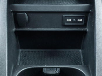 Mercedes-Benz EQV 300 Lang MBUX Navi Distronic Kamera SpurH