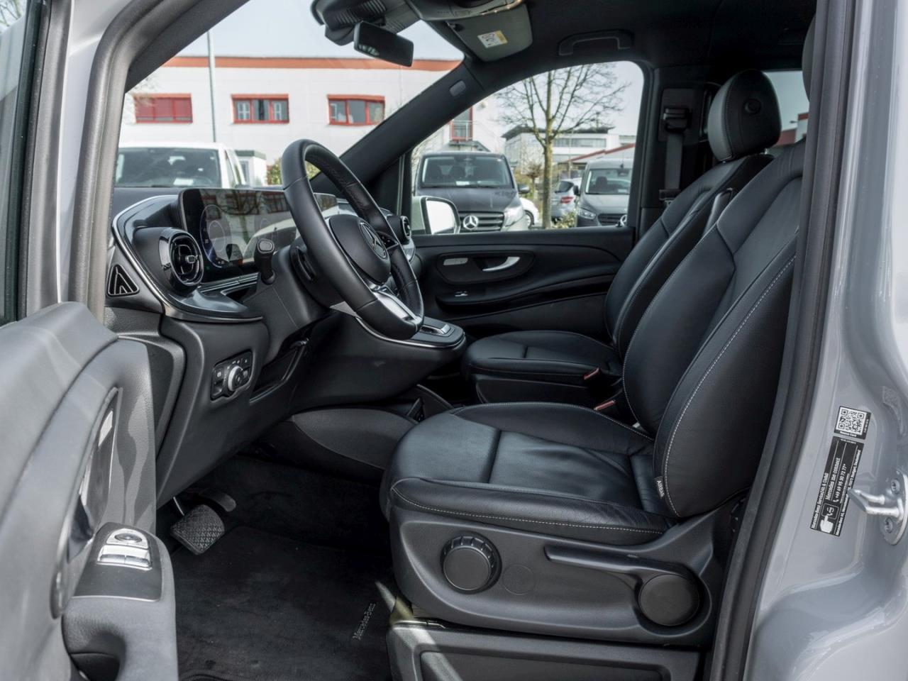 Mercedes-Benz EQV 300 Lang Distronic SpurhalteP SHZ NP 86.869€