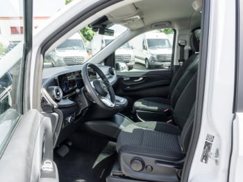 Mercedes-Benz EQV 300 Lang MBUX Navi Panorama Distronic 360°