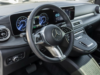 Mercedes-Benz EQV 300 Lang MBUX Navi Panorama Distronic 360°