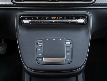 Mercedes-Benz EQV 300 Lang MBUX Distronic Easy Pack Kamera SHZ