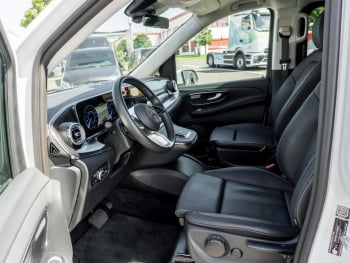 Mercedes-Benz EQV 300 Lang MBUX Distronic EasyPack Totwinkel