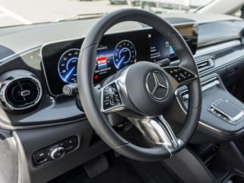 Mercedes-Benz EQV 300 Lang MBUXNavi Distronic Easy-Pack 360°