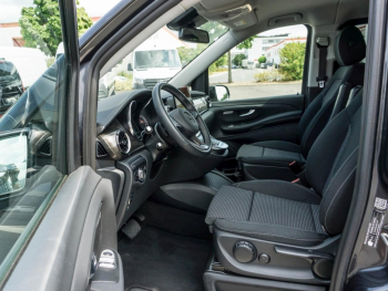 Mercedes-Benz EQV 300 Lang MBUX Navi Distronic Spiegel-Paket
