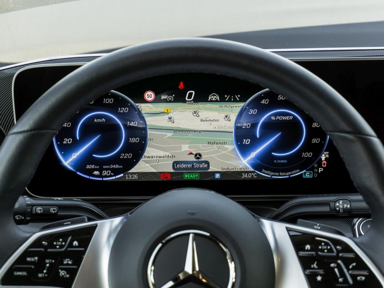 Mercedes-Benz EQV 300 Lang Navi Distronic Airmatic NP 92.404