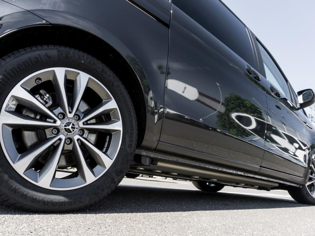 Mercedes-Benz EQV 300 Lang Navi Distronic Airmatic NP 92.404