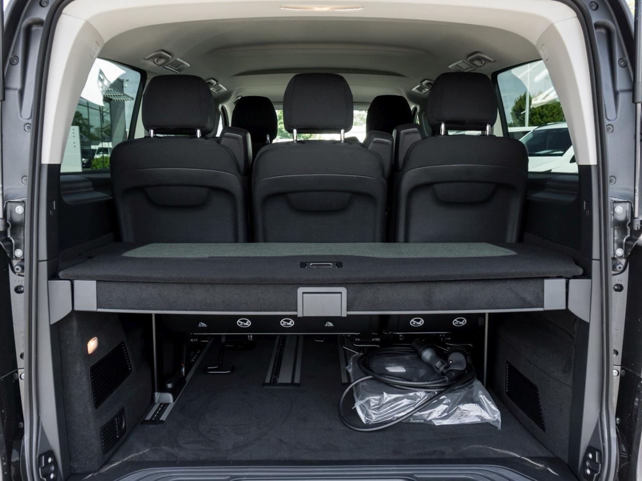 Mercedes-Benz EQV 300 Lang Navi Distronic Airmatic NP 92.404