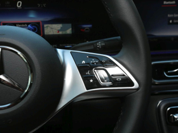 Mercedes-Benz EQV 300 Lang MBUX Distronic 360° NP 99.624 €