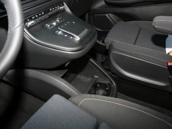 Mercedes-Benz EQV 300 Lang MBUX Distronic 360° NP 99.624 €