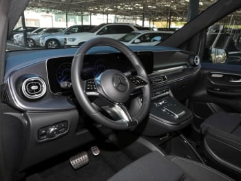 Mercedes-Benz EQV 300 Lang AMG MBUX Distronic 360° Totwinkel