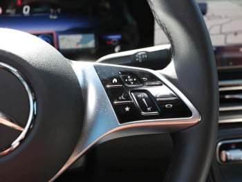 Mercedes-Benz EQV 300 Lang MBUX Navi Distronic Totwinkel