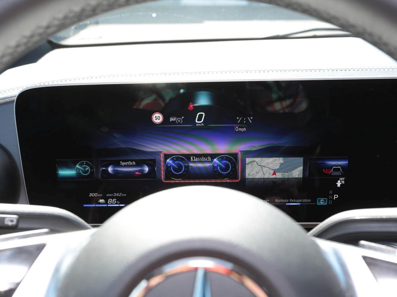 Mercedes-Benz EQV 300 Lang MBUX Navi Distronic NP 99.624 € Mercedes-Benz EQV 300 Lang MBUX Navi Distronic NP 99.624 €