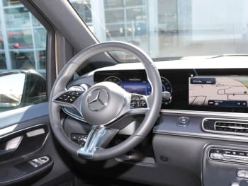 Mercedes-Benz EQV 300 Lang MBUX Navi Distronic Totwinkel