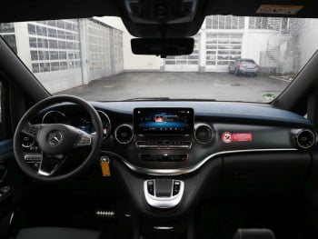 Mercedes-Benz EQV 300 lang MBUX 360° Distronic Airmatic PanoSD