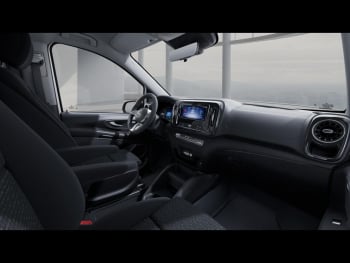 Mercedes-Benz eVito 129 Tourer PRO Lang Navi Distronic 360°