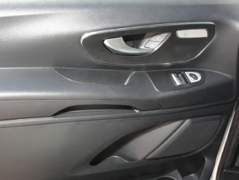 Mercedes-Benz eVito 129 Tourer PRO Lang MBUX Distronic 360°