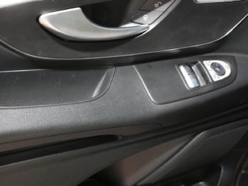 Mercedes-Benz eVito 129 Tourer PRO Lang MBUX Distronic 360°