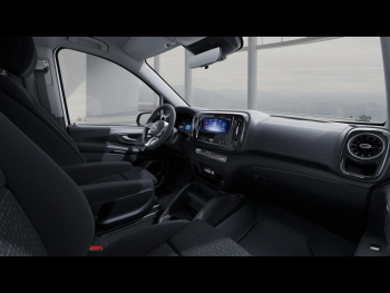 Mercedes-Benz eVito 129 Tourer PRO Lang MBUX Distronic 360°