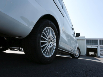 Mercedes-Benz eVito 129 Tourer PRO Lang MBUX Distronic 360°
