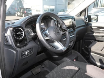 Mercedes-Benz eVito 129 Tourer PRO Lang MBUX Distronic 360°