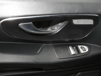 Mercedes-Benz eVito 129 Tourer PRO Lang Distronic 360° Sitzhzg