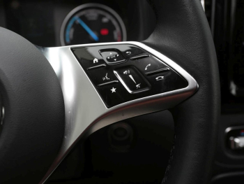 Mercedes-Benz eVito 129 Tourer PRO Lang Distronic 360° Sitzhzg