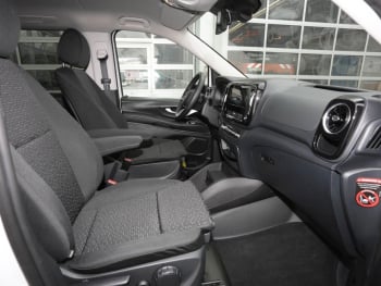 Mercedes-Benz eVito 129 Tourer PRO Lang Distronic 360° Sitzhzg