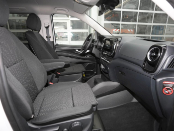 Mercedes-Benz eVito 129 Tourer PRO Lang Distronic 360° Sitzhzg